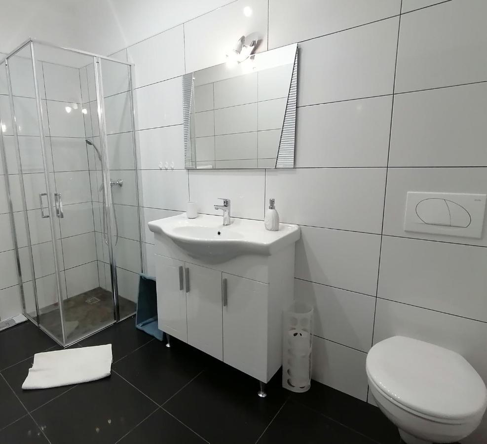 Apartment Srima Exteriér fotografie